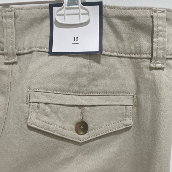 💛Khaki Shorts💛 - Picture 7 of 16